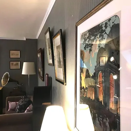 Le Pontillard - Hypercentre - Face A Opera & Parc - Proche Thermes Appartement *
